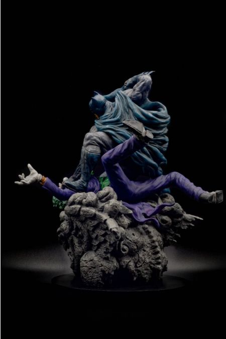 Batman vs The Joker Sculpt Master Series