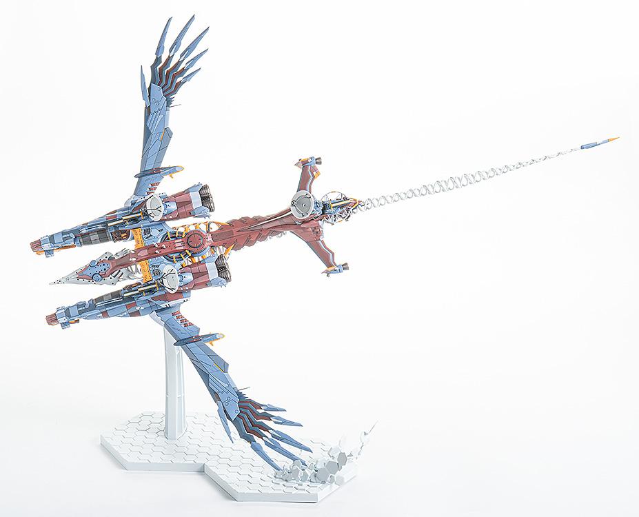 Wide-angle shot showing the full 50.9cm length and intricate engine trail of the AAA Wunder model.