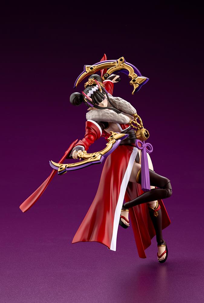 Dynamic action pose of Ornela in Normal Mode wielding dual gold and purple crescent blades