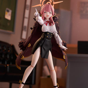 Figma Aru Rikuhachima in a laughing pose pointing her finger, set against an office background.