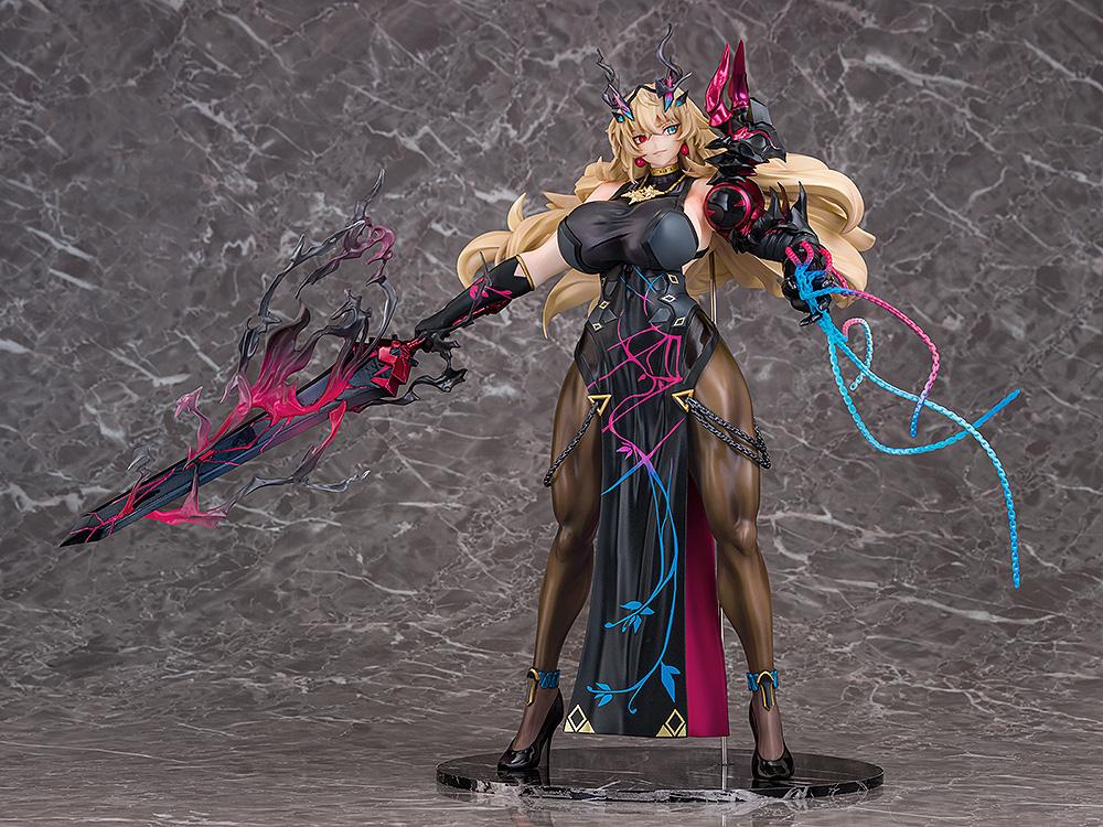 Three-quarter side view of the Saber/Barghest figure, highlighting her imposing stature.