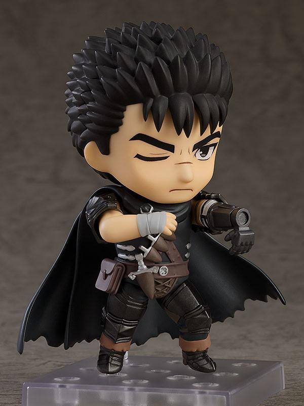 Berserk Guts Nendoroid figure featuring combat shouting expression holding his massive Dragon Slayer sword in a battle stance