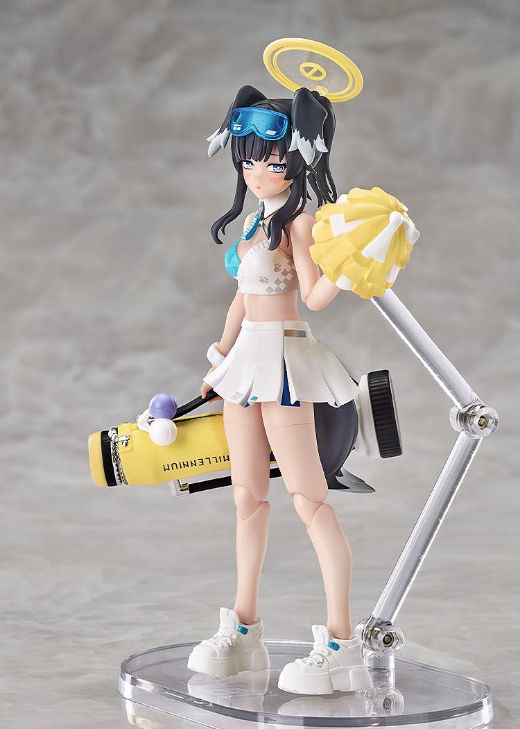 Hibiki standing with her Millennium Science School Fancy Light mortar bag and an embarrassed blushing expression.