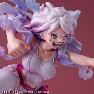 Detail view of the delicate pearlescent paint and white base coat on the Bonney figure.