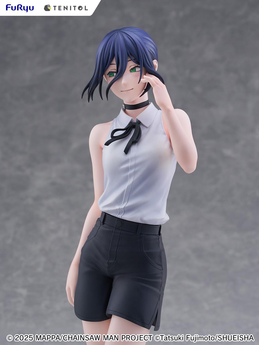 Close-up three-quarter view of Reze's face and hair sculpt, showcasing the clean lines of her dark purple bangs and black ribbon tie.