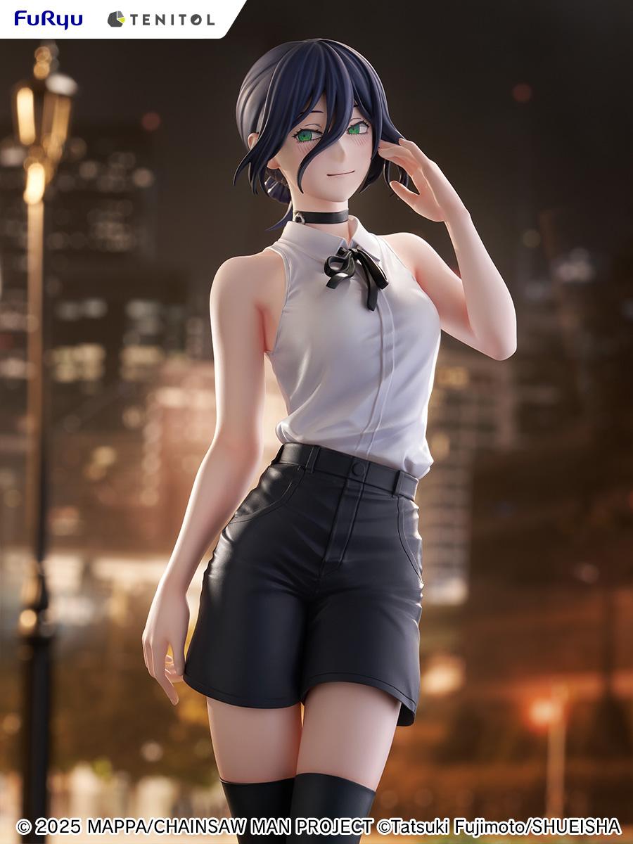 Mid-shot of the FuRyu Reze figure framed against an atmospheric nighttime cityscape, emphasizing her expression and character charm.