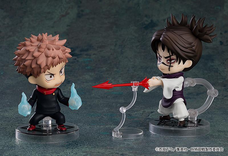 Choso Nendoroid action figure shooting his piercing blood attack accessory at a matching Yuji Itadori Nendoroid figure with blue cursed energy flames.