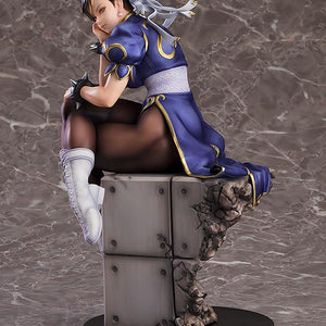 Side view of the 1/6 scale Chun-Li figure highlighting the muscular physique and fabric textures.