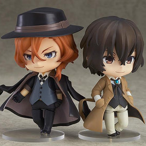 Chuya Nakahara Nendoroid posed with the Osamu Dazai Nendoroid (sold separately) showing the pigeon-toed walking leg parts.