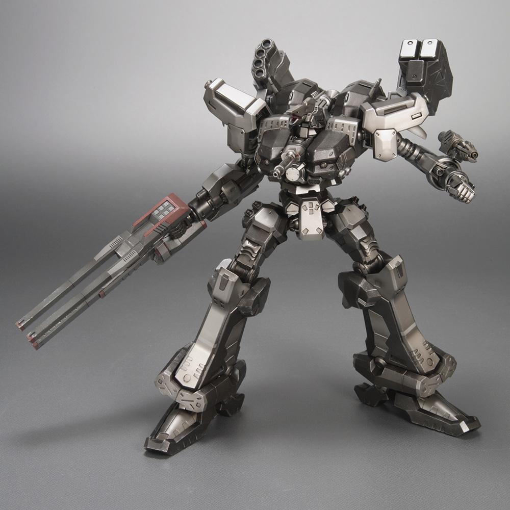 Wide stance action pose of the Variable Infinity Crest mecha model kit aiming its massive YWH16HR-PYTHON handheld railgun forward.