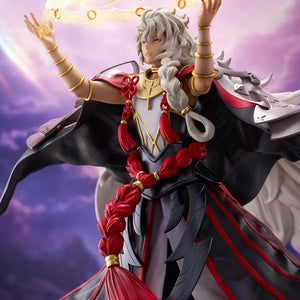 A portrait-style close-up of the Solomon figure, capturing his fierce gaze and the glowing ring accessory against a cosmic purple sky.