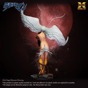 Detailed back view of the Sirene model kit showcasing the anatomy and the intricate attachment of the large bird-like wings.