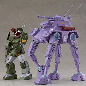 Size comparison of the 1/72 scale Crab Gunner model kit standing alongside a green Dougram CB armor unit.