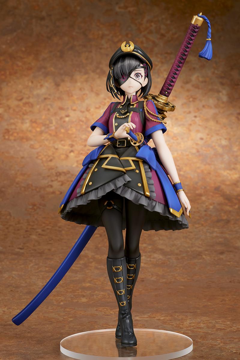 Full-length front view of the Fate/Grand Order Avenger Mysterious Ranmaru X 1/7 scale figure in her reddish-purple military uniform.