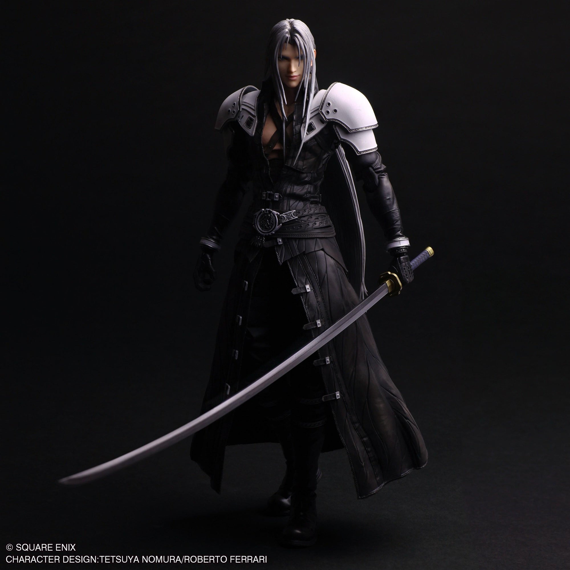FFVII Rebirth Play Arts Shin Sephiroth action figure standing front view holding Masamune sword.