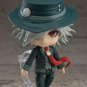 Edmond Dant�s Nendoroid with a standard neutral expression, wearing his dark teal suit, red tie, and signature hat.