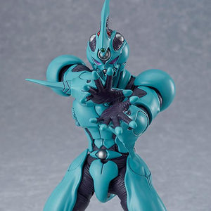 Fully articulated Guyver I figma figure performing a tactical hand strike pose.