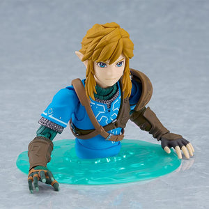 Close-up studio shot of the Link figure utilizing the Ascend ability effect part.