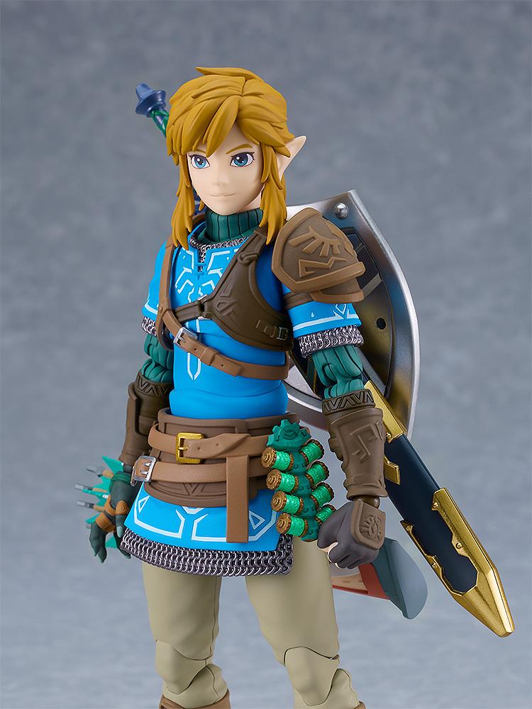 Waist-up portrait of the Link figma with the standard stoic expression and detailed Champion's Leathers.