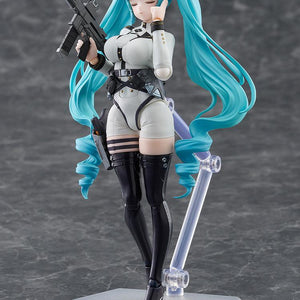 Standing pose of Privaty figma with closed eyes, holding her rifle vertically on a display stand.