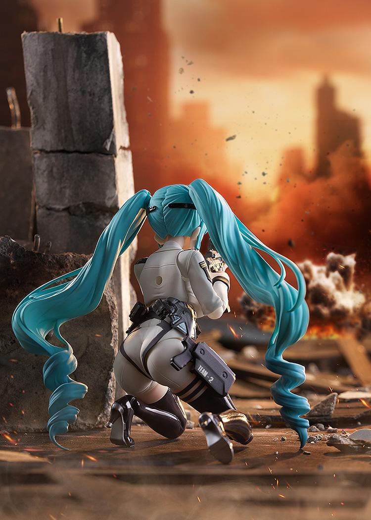 Rear view of the Privaty figma crouching, showing the detailed hair sculpt and tactical outfit.