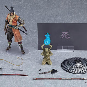 Studio layout of the figma Sekiro DX Edition on a neutral grey background featuring Kusabimaru, the Mortal Blade, and grapple hook.