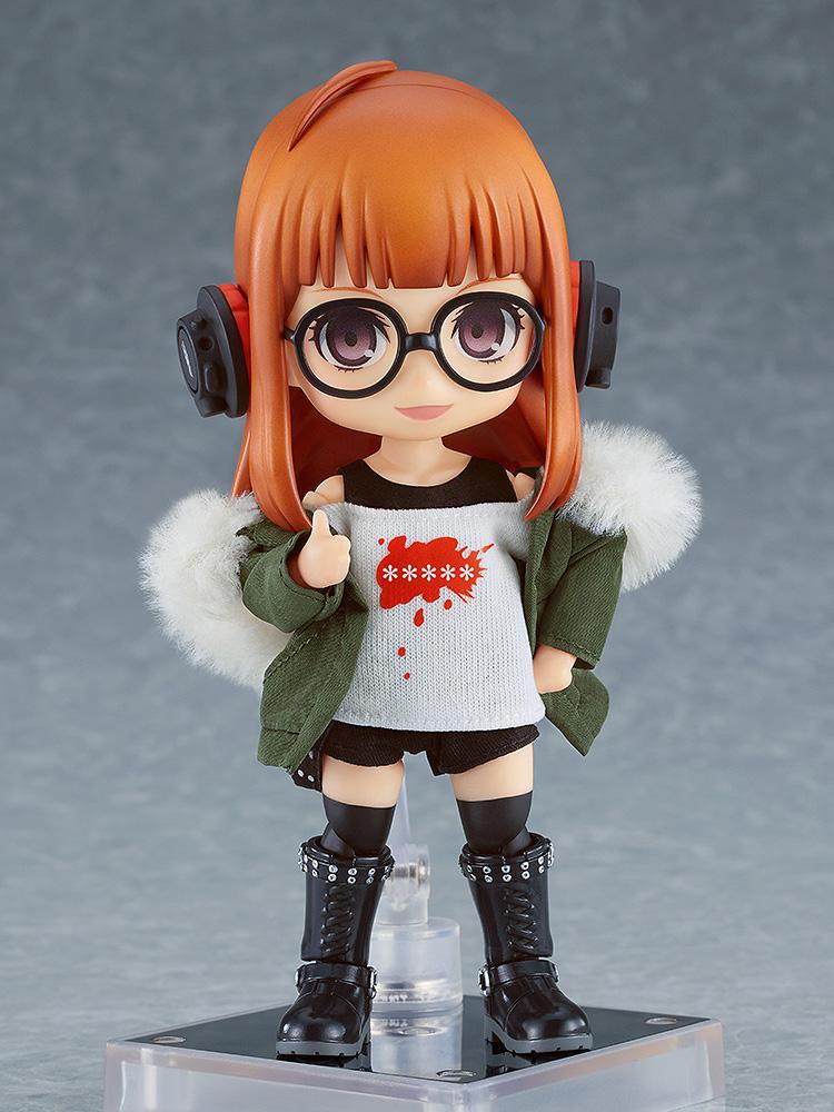 Futaba Sakura Nendoroid Doll giving a thumbs up, highlighting the interchangeable hand parts and headphones.