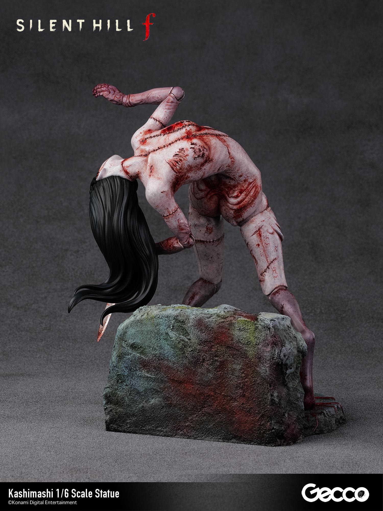 Detailed rear profile of the Kashimashi statue by Gecco, showcasing the high level of detail in the creature's distorted anatomy.