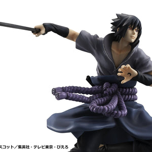 G.E.M. Series Sasuke Uchiha Great Ninja War figure in battle stance displaying drawn sword and crescent moon palm seal.