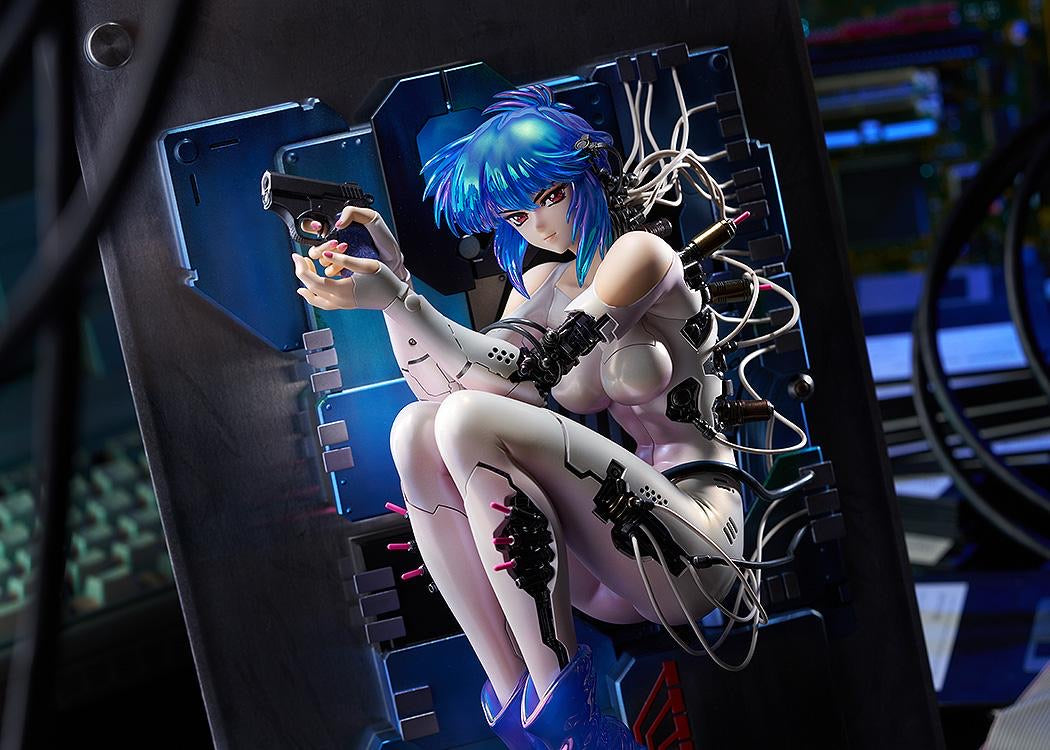 Close-up of the Motoko Kusanagi figure, showing her vibrant blue hair, white bodysuit, and the gun she is holding while connected to the system base.