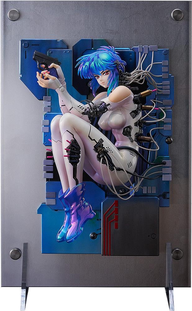 Main product image of the 1/7 scale Motoko Kusanagi figure, based on the manga cover, sitting on the metallic base while holding a gun.