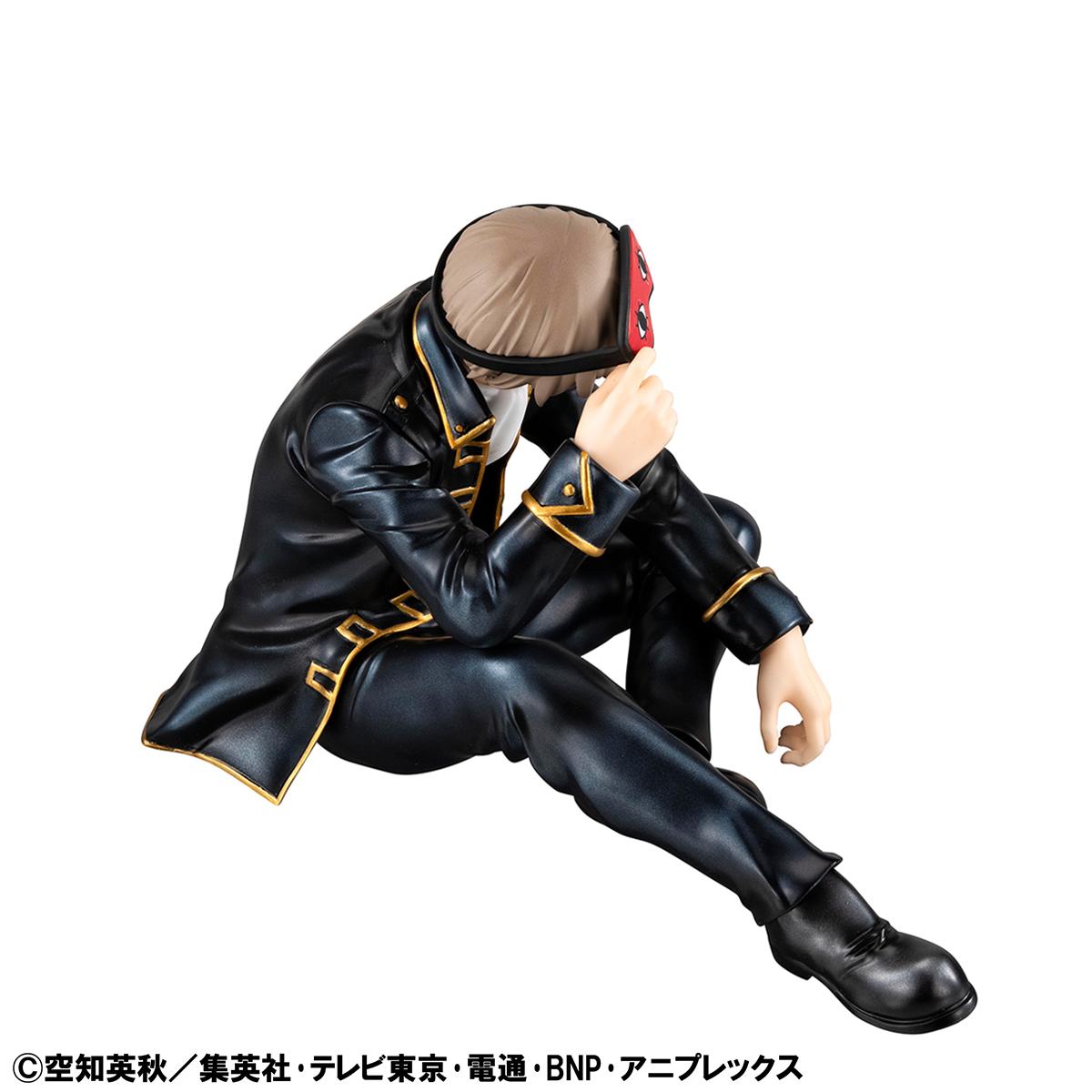 High-angle shot of the Sogo Okita miniature figure highlighting the metallic finish of the uniform.