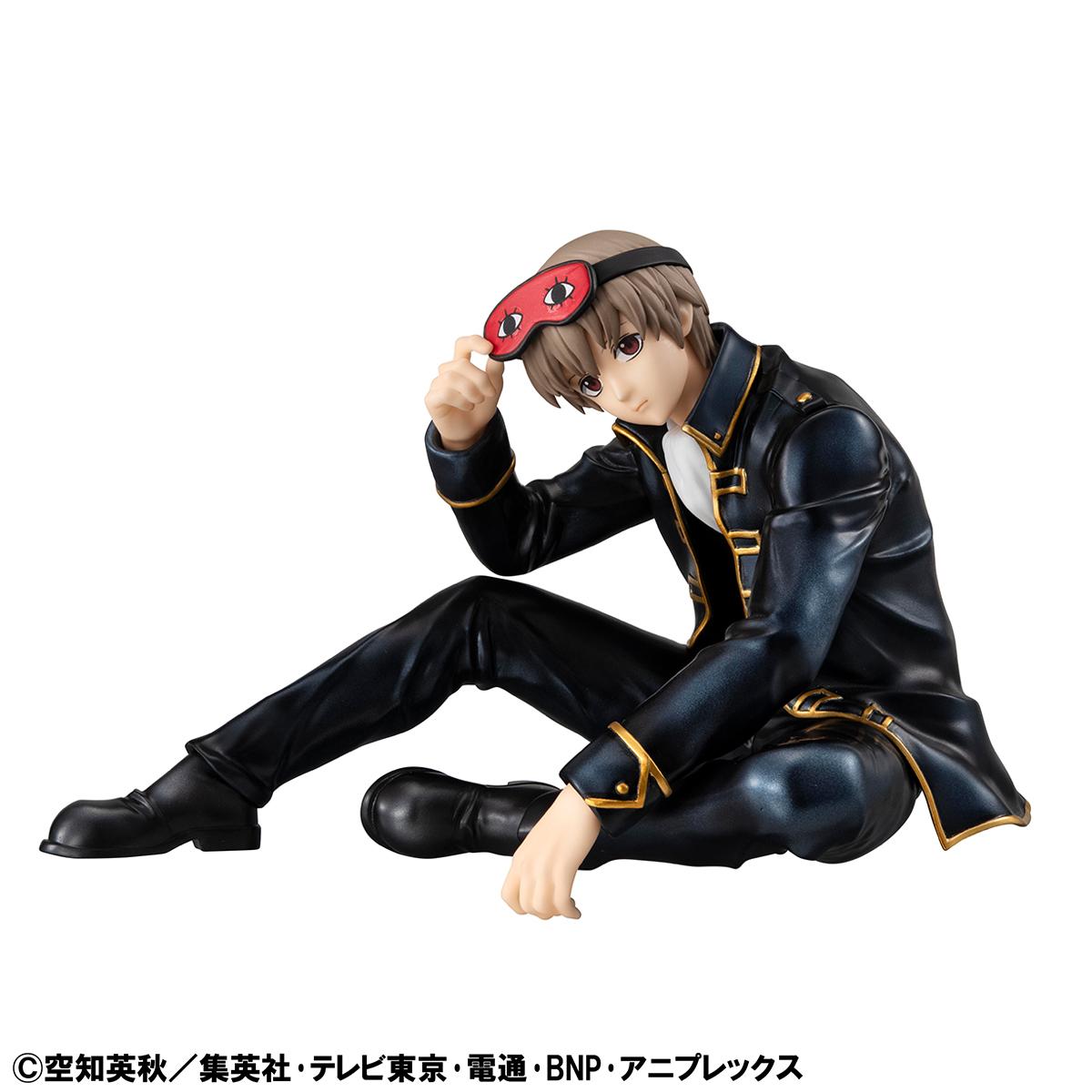 Sogo Okita from Gintama G.E.M. Palm-size series figure sitting in a relaxed pose lifting his red sleep mask.