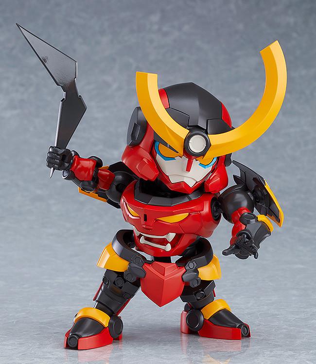 Action pose of Moderoid Gurren Lagann model kit holding Gurren Boomerang weapon