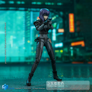 Hiya Toys Exquisite Super Series Motoko Kusanagi Battle Suit action figure aiming a pistol against a futuristic cyberpunk cityscape background.