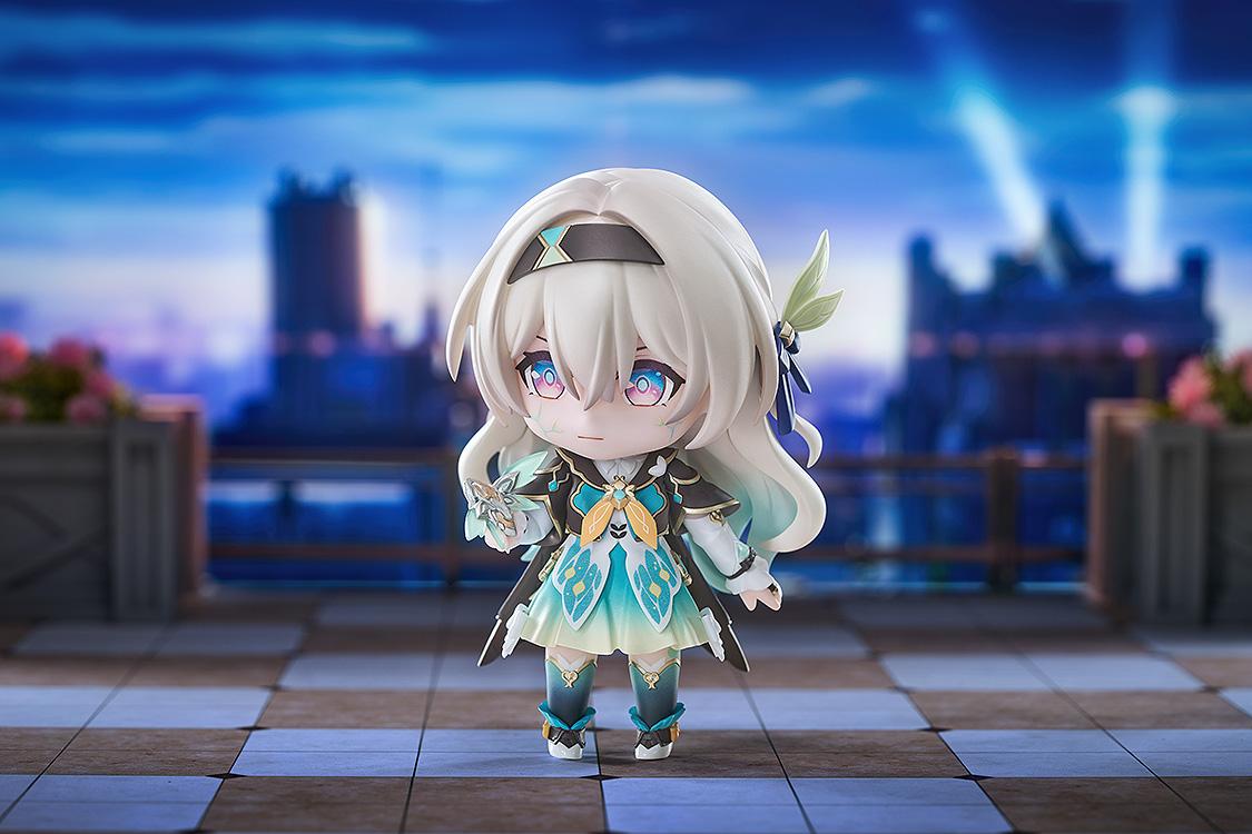 Diorama view of Firefly Nendoroid figure with serious face plate holding SAM device