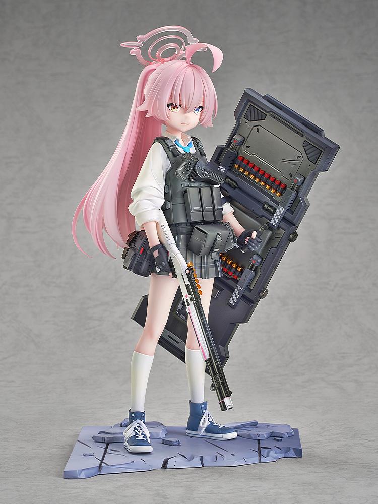 Front view of the Blue Archive Hoshino Battle 1/7 scale plastic statue on a stony display base against a plain background.