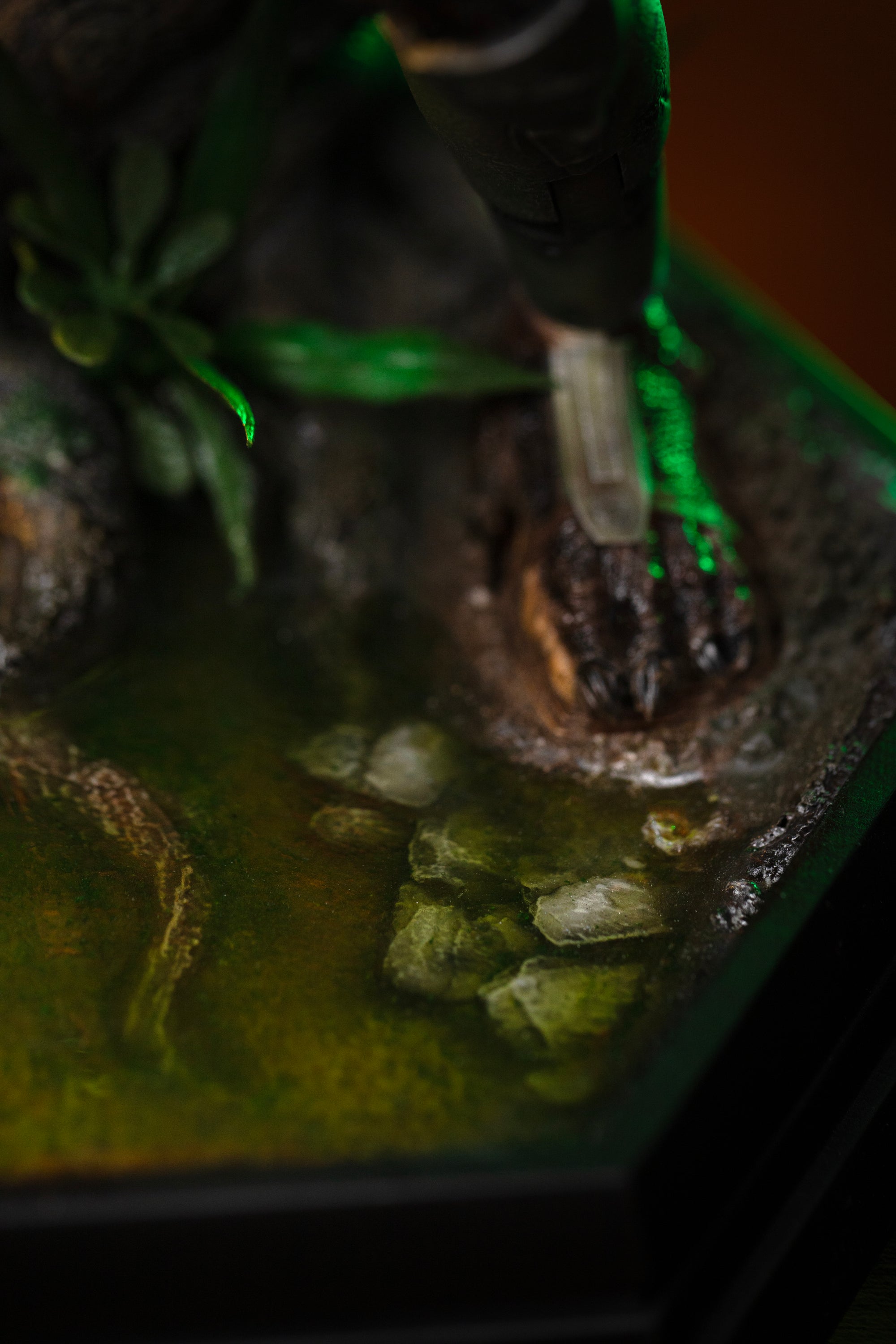 Close-up of Iron Studios 1/10 Predator Jungle Hunter diorama base murky water and mud surface effect