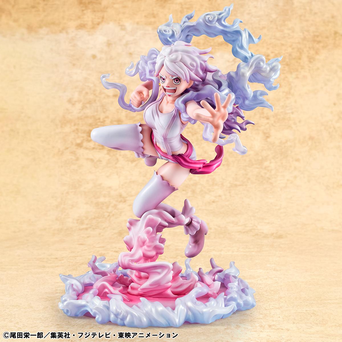 Front view of Jewelry Bonney (The Freest Future Ver.) figure in her Nika form with smoke effects.