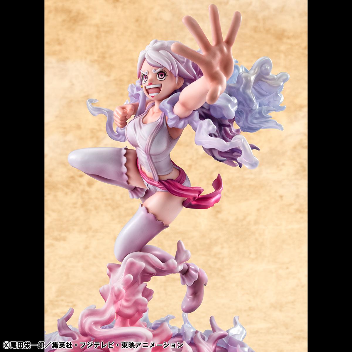 Action-oriented side view of Jewelry Bonney figure unleashing her Nika punch.