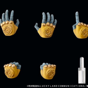 Five interchangeable hand parts and display connector piece for The World Super Action Statue action figure.