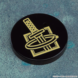 Detailed view of the custom black and gold katana emblem base for the Yuta Okkotsu Nendoroid.