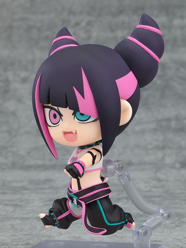 Side profile of Juri-chan Nendoroid in a walking pose, showcasing the high detail of her outfit and hair.