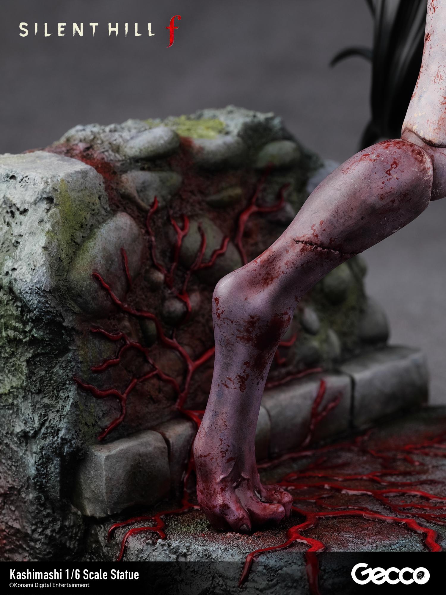 Close-up of the Kashimashi's lower leg, highlighting a deep, stitched wound and the realistic polystone finish.