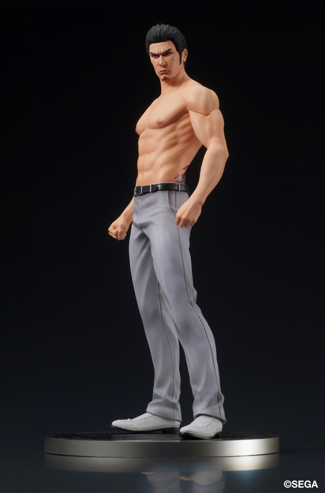 Kazuma Kiryu Battle Style Statue Left Side View