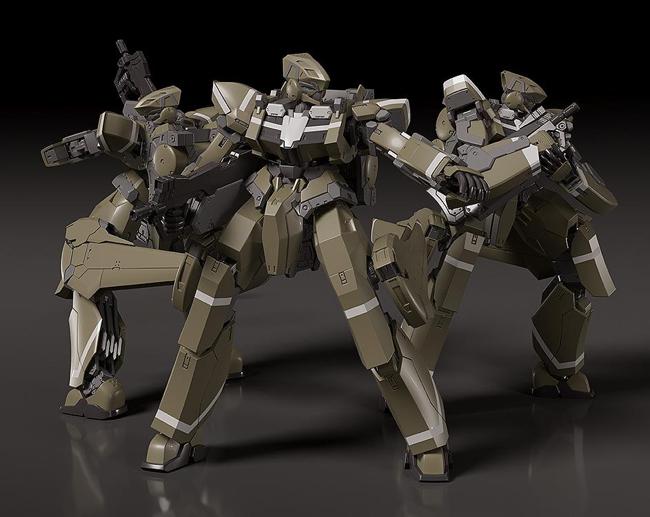 A group shot of three KG-7 Areion MODEROID models in various combat poses, demonstrating unit coordination.