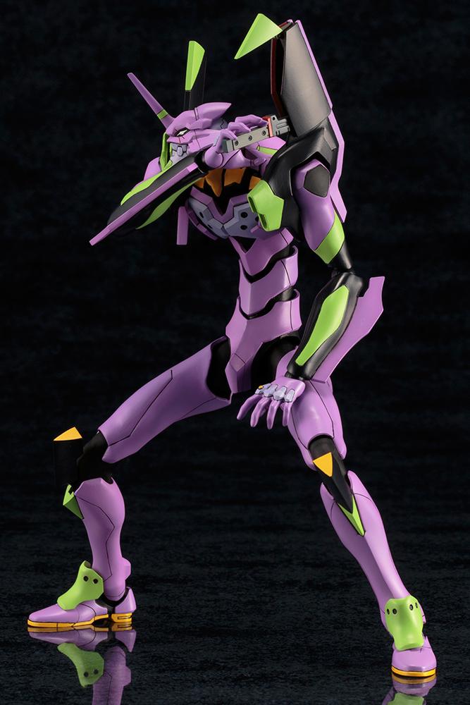 Action figure model kit of Kotobukiya EVA-01 Test Type showing the shoulder binder expanding to deploy the Progressive Knife.
