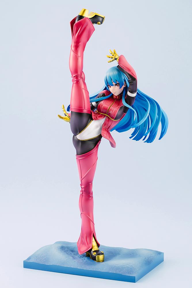 Slightly turned left angle view of the non-articulated Kula Diamond anime figure by Kotobukiya.