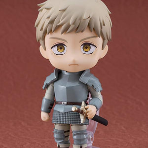 Laios Nendoroid figure in a neutral standing pose with his sword Kensuke sheathed at his hip.