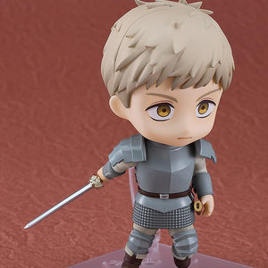 Articulated Laios Nendoroid in a dynamic combat pose with the unsheathed Kensuke sword accessory.